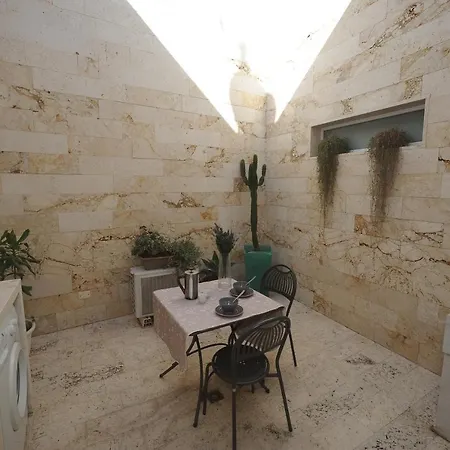 Stonehome Vendégház